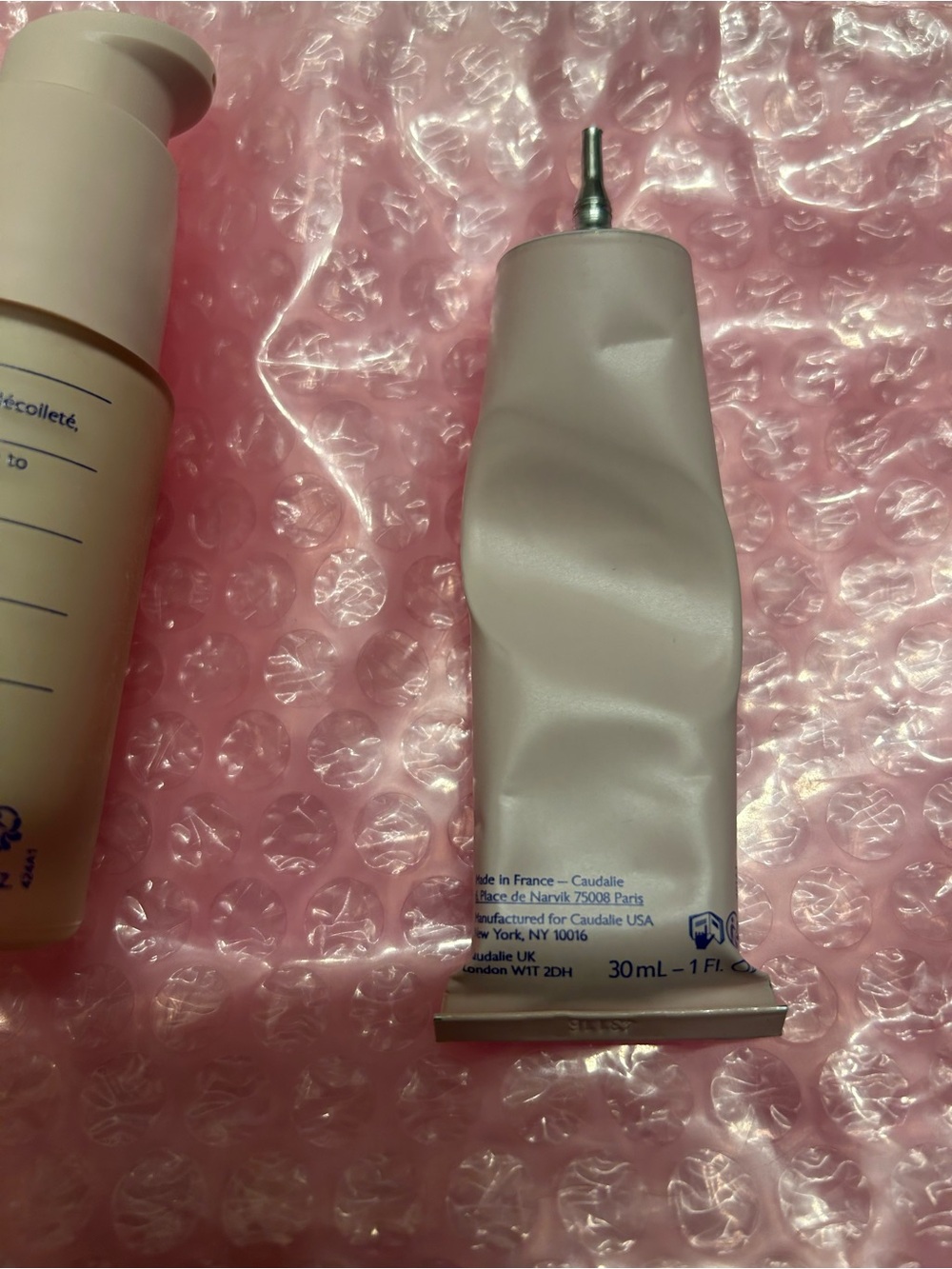 Caudalie Resveratrol-Lift Instant Firming Serum Set Full Bottle & Refill Bundle - Picture 5 of 5